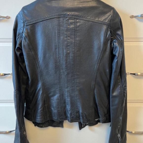 Black leather biker jacket - Picture 2 of 4